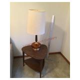 Lamp and lamp table