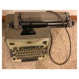 Underwood electric typewriter