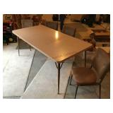 Table 2 leaves and four chairs