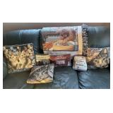 Lot of Decor Pillows