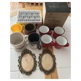 Lot avec tasses
