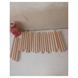25 Goujons en bois neufs