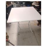 Table 30'' x 30''