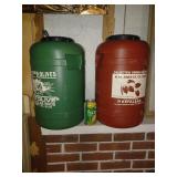 2 Bidons en plastique