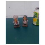 2 Bustes