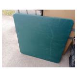 Table ï¿½ carte, patte pliante