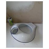 Bassine en fer ï¿½maillï¿½e