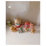 ï¿½lï¿½phants en plastique