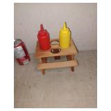 Petite table pour condiments