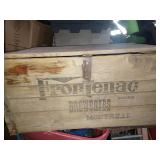 Caisse de bois, bière Frontenac