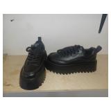 Soulier neuf Gr. 8