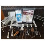 Lunch Bags, Rug Mat, Kitchen Utensils & More