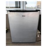 Galanz Mini Fridge