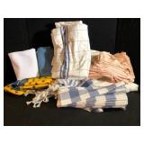 Tablecloths and Linens Lot DII Cotton