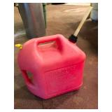 Blitz 5 Gallon Vented Red Plastic Gas Can
