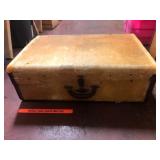 Lincoln Zephyrweight Vintage Hard Suitcase