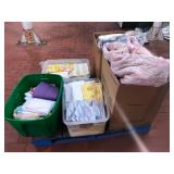 Large Lot of Vintage Bed Sheets and Comforter