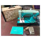 White Model 1563 Zigzag Sewing Machine