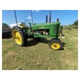 John Deere B Tricycle Wheel Tractor w/JD Custom