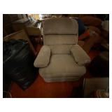 Lay Z Boy Recliner w/Brown Cloth Upholstery