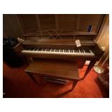 Cable Nelson Piano w/Bench