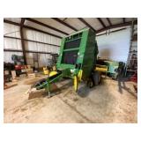John Deere 435 Round Baler Twine approx 600 Bales John Deere 435 Round Baler Twine approx 600 Bales