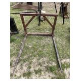 3-Point Bale Spear/Carrier