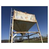 12 ton overhead feed bin 10x10