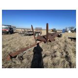 Int'l 26ft Round Bale Hauler - Has Hyd