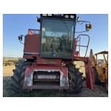Case IH 1666 combine axial-flow runs and works
