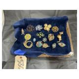Asstd. Brooches