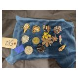Asstd. Brooches