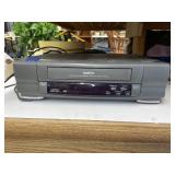 Sanyo VHS player w/ cords