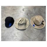 3 Caps