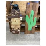 2 pc. Outdoor wood dï¿½cor
