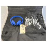 Pair of Wired Headphones w/ shirt sz. S