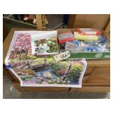 Box of asstd. Craft beads, coated paper clips