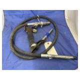 Grease gun w/ flexible hose assembly