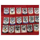 LOT OF 1997 GOLD LEAF ROOKIES FOOTBALL CARDS