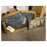 2 Pcs - Framed Pics