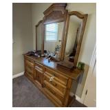7-Drawer Dresser w/Mirror 60"L x 19"W x 32"H