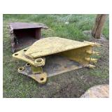 Backhoe bucket like new 16"