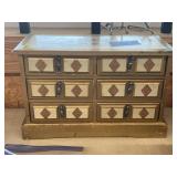 Jewelry box w/some jewelry