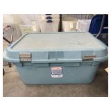 Plastic Bin w/Lid