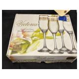 Victoria 4 Wine Flutes 24K Gold in box