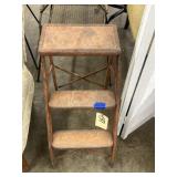 Metal Folding Step Stool