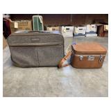 2 Pcs Luggage - Toiletries Case & Suitcase
