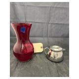 Red Vase & Creamer