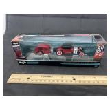 1929 Ford Model A & Travel Trailer 1:69 Scale