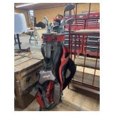 Alien Golf Bag w/8 Assorted Clubs